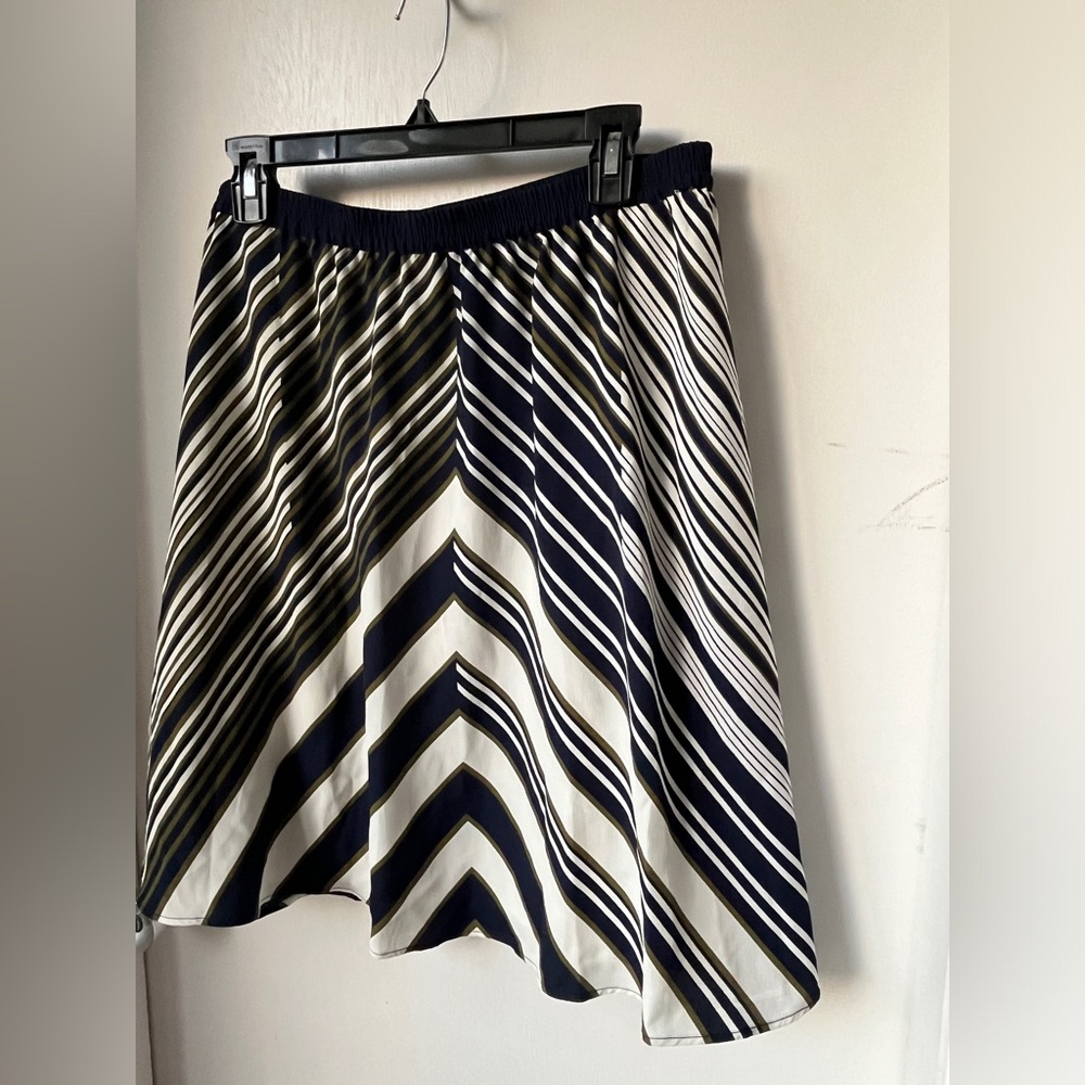 Tommy Hilfiger Women's Chevron-Stripe Skirt size L - Picture 6 of 14
